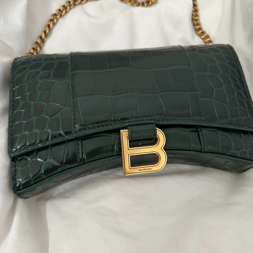 Balenciaga Hourglass Wallet on Chain Handbag